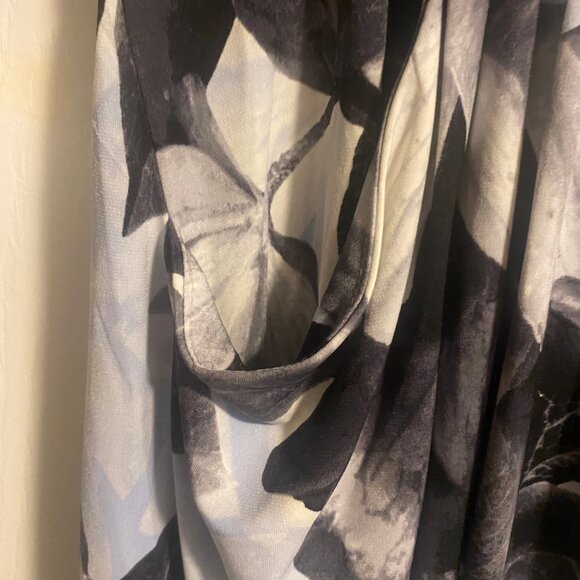 Calvin Klein Women's Dress - Picture 3 of 6